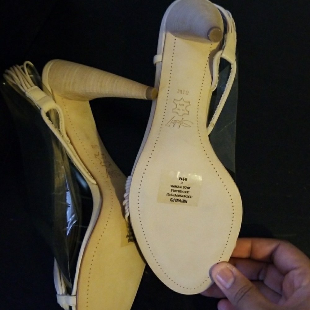 Shoes - Picture 3 of 4